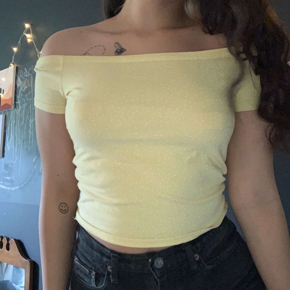 PacSun Off Shoulder shirt